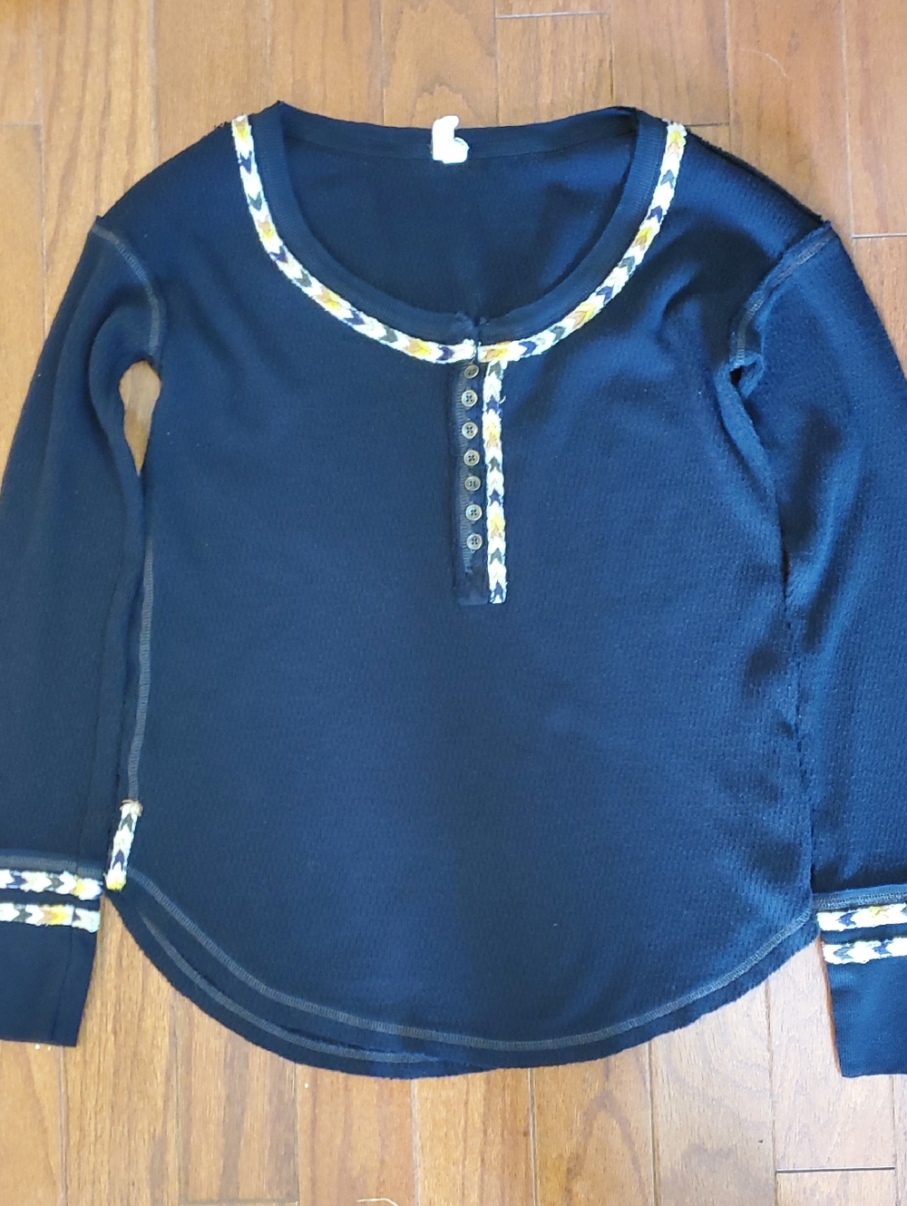 Free People We The Free Thermal with Accents Size Small Black Flaw